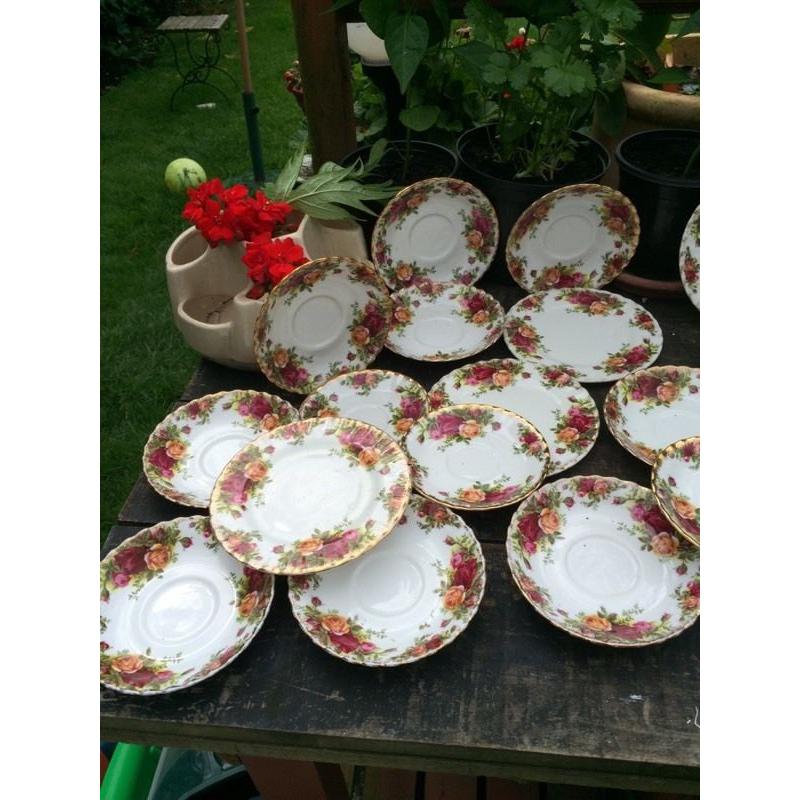 Royal Albert country roses China X 26 items.