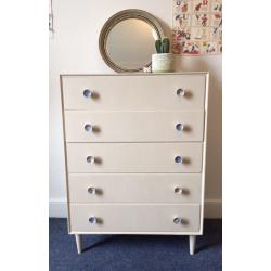 Vintage chest of drawers