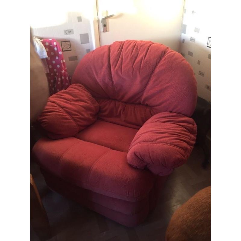 2 seater and 2 chairs plus a foot stall with storage