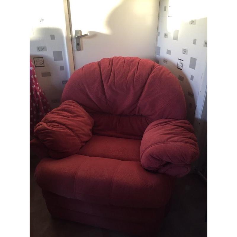 2 seater and 2 chairs plus a foot stall with storage