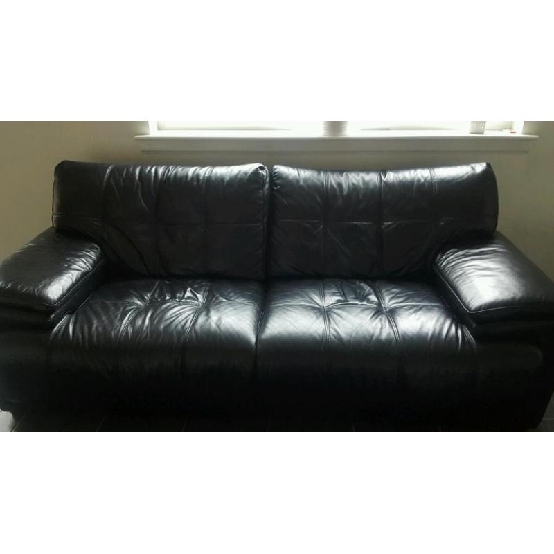 SCS BLACK LEATHER SOFA IN GOOD USED CONDITION