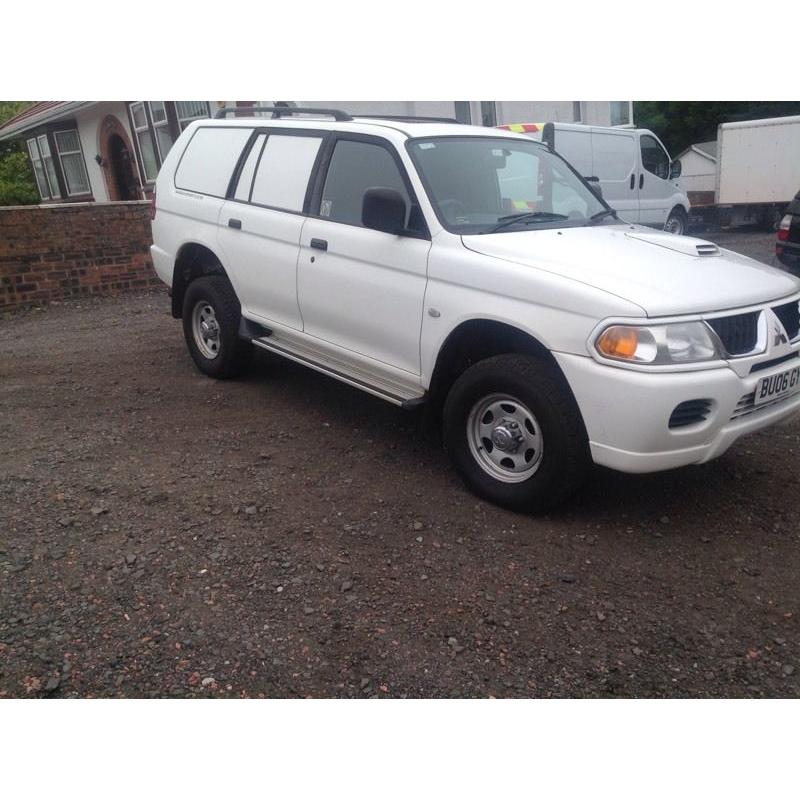 MITSUBISHI SHOGUN SPORT VAN DIRECT BT F/S/H NO VAT