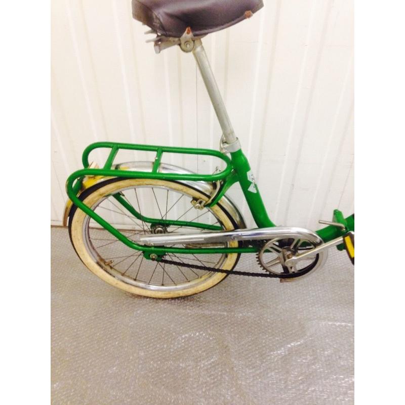 Folding bike Vintage excellent used condition..Lightweight easily foldable