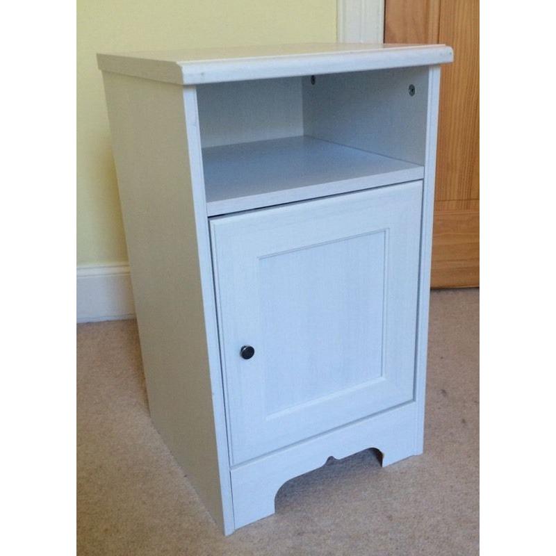 White bedside cabinet