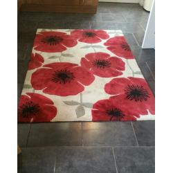 Next wool poppy rug