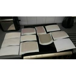 11 Dulux paint samples