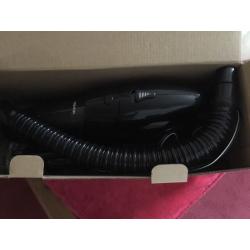 De Luxe Cyclonic Car Vacuum Cleaner, portable. Almost new, used once.