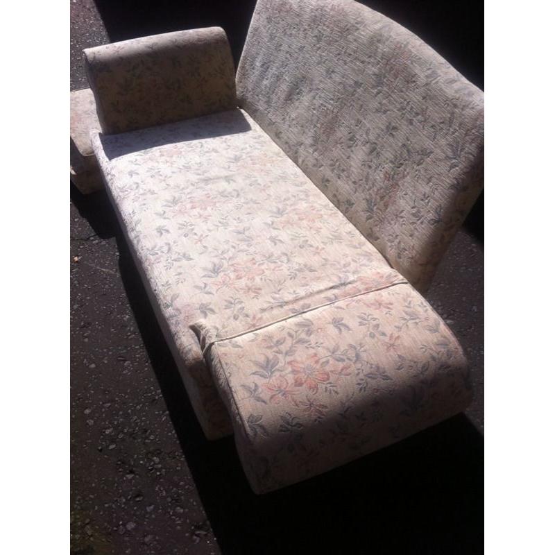 2 seater Sofa / daybed