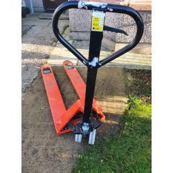 Warehouse hand pallet pump truck jack trolley