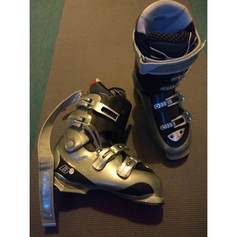 Atomic B7 women's heated ski boots. 26-27.5